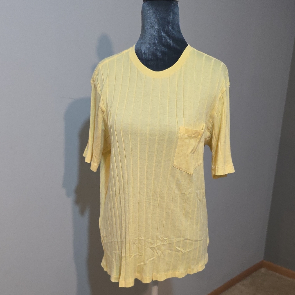 Polo by Ralph Lauren Yellow Short Sleeve Pocket Tee Medium